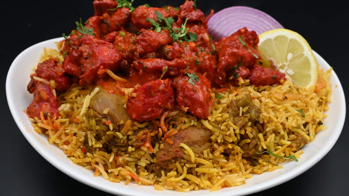 New Nepali restaurant fills former Curry Gate in East Charlotte. What to expect