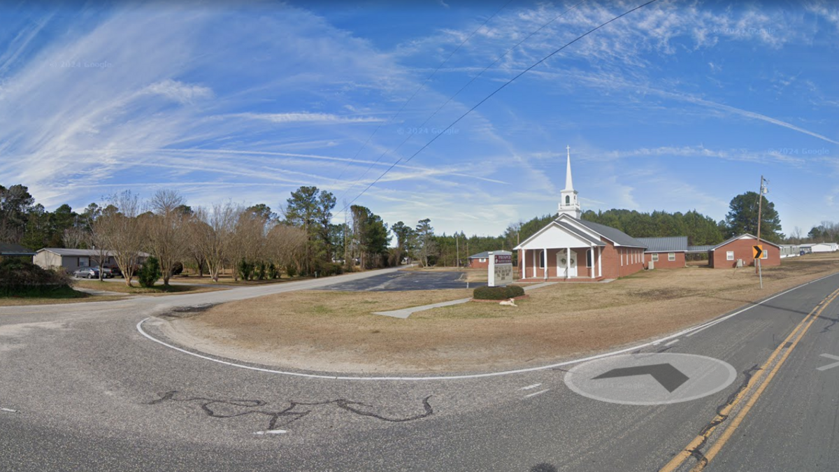 Suspect at large after shooting deputy during traffic stop, NC sheriff says