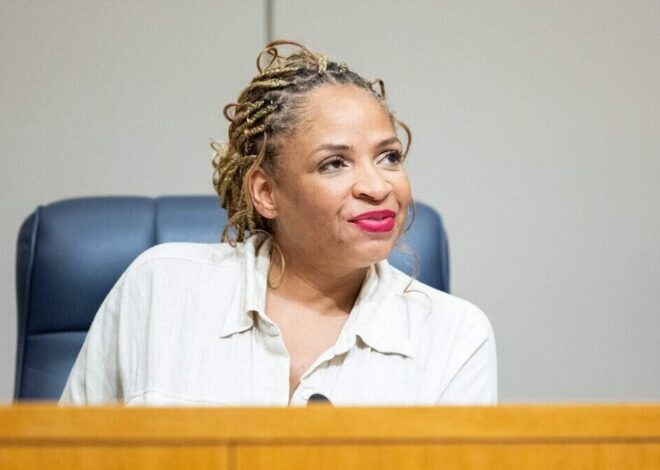 CMS chair Sneed puts school board ‘on notice’ as three members try to remove her