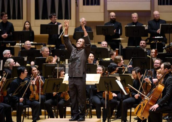 Charlotte Symphony locks in conductor through its 100th season. ‘Sends a message’
