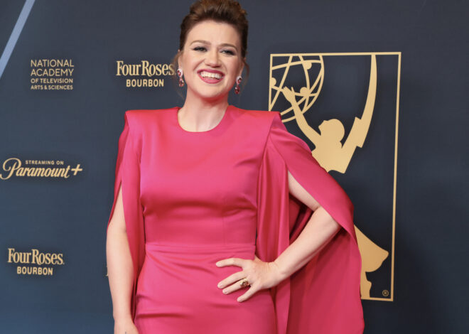 Store That Scorned Kelly Clarkson Shares 2nd Subtle Response to Her Claims