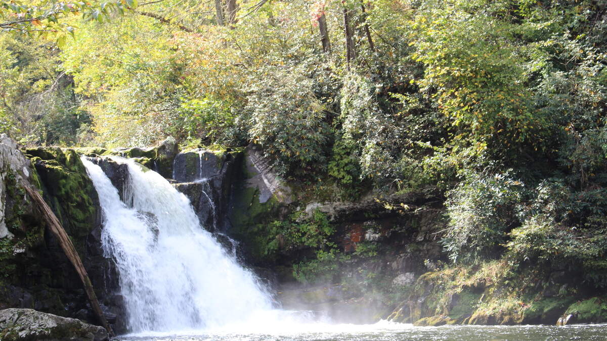 Body of missing Texas man found at waterfall in Great Smoky Mountains, park says