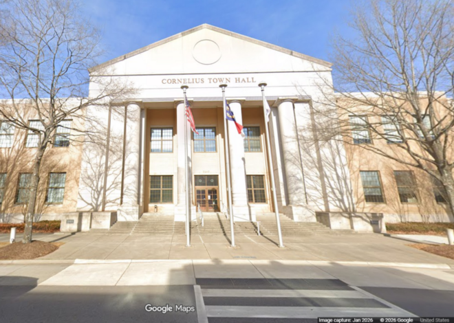 Police chief to retire from booming lakeside town in Mecklenburg County