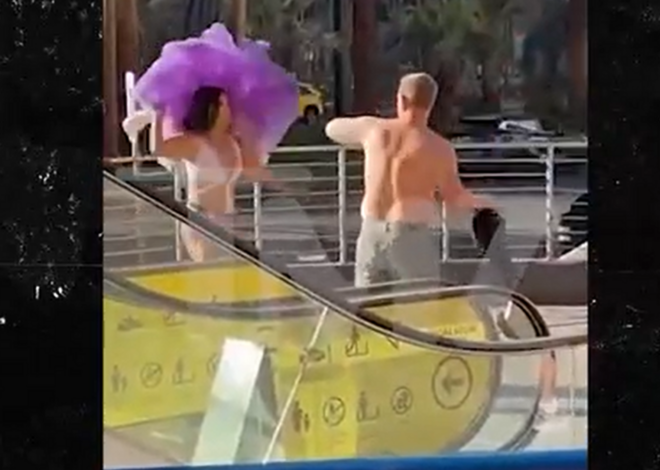 Vegas showgirl impersonators attacked 2 NC tourists over tip dispute, reports say