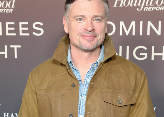 Smallville’s Tom Welling Exposes Himself While Sharing NYC Skyline Photo