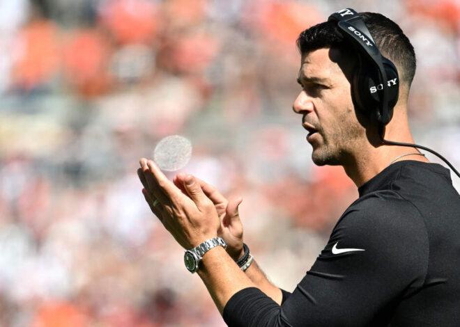 Notes from Panthers practice pre-Eagles game, including key injury updates